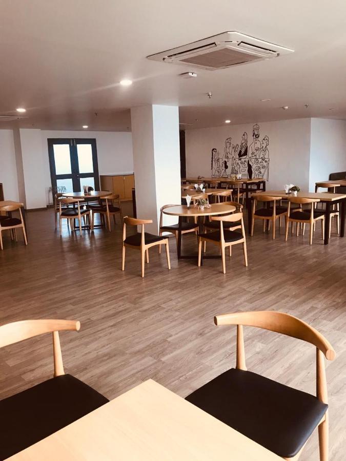 Hotel Aarkay Palace Badarpur Екстериор снимка